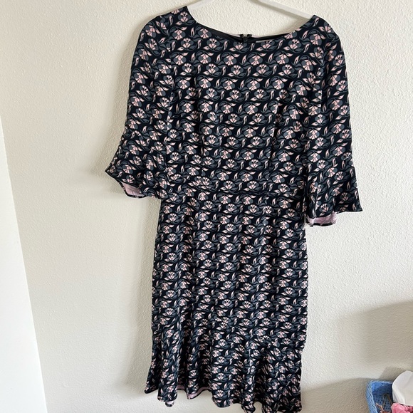 Boden Dresses & Skirts - Boden patterned dress
